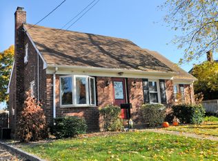 73 Holt St, Dumont, NJ 07628