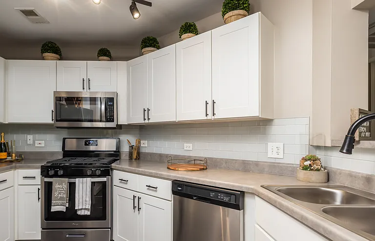 Legacy at Fox Valley Apartments — Photo 1