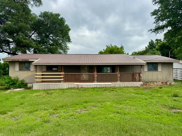 1153 E Elm Street, Morrisville, MO 65710