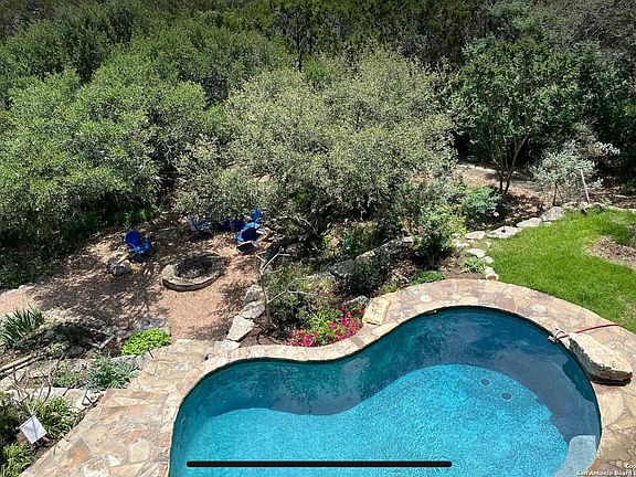 2nd image of 668 IRENE DR
