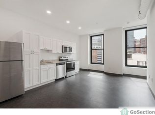 209 9th St #908, Pittsburgh, PA