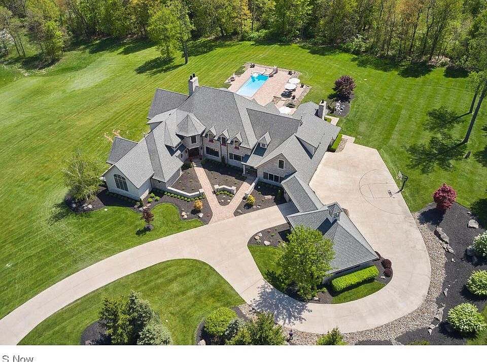 4462 Rock Ridge Ln, Akron, OH 44333 Zillow