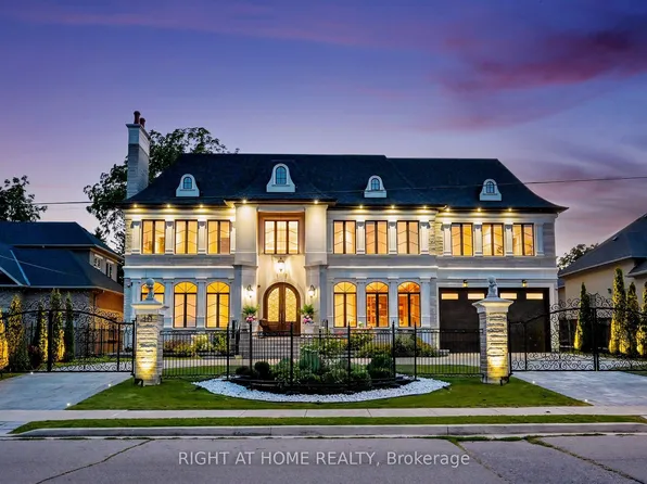 10 Yongeview Ave, Richmond Hill, ON L4C 7A4