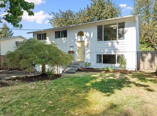 4833 SW Palatine St, Portland, OR 97219