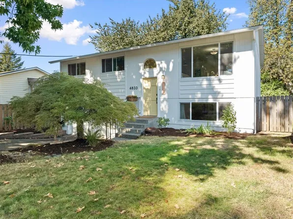 4833 SW Palatine St, Portland, OR 97219