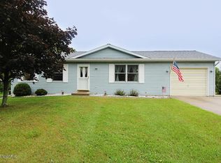 3055 Solon St NE, Cedar Springs, MI 49319