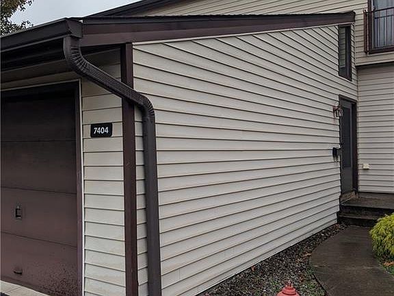 3rd image of 7404 Pinehurst Ct #B14