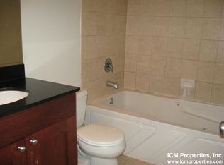 3112 N Racine Ave #2SE, Chicago, IL 60657