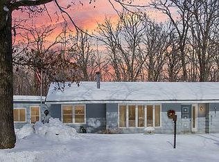 28560 Pebble Dr, Browerville, MN 56438