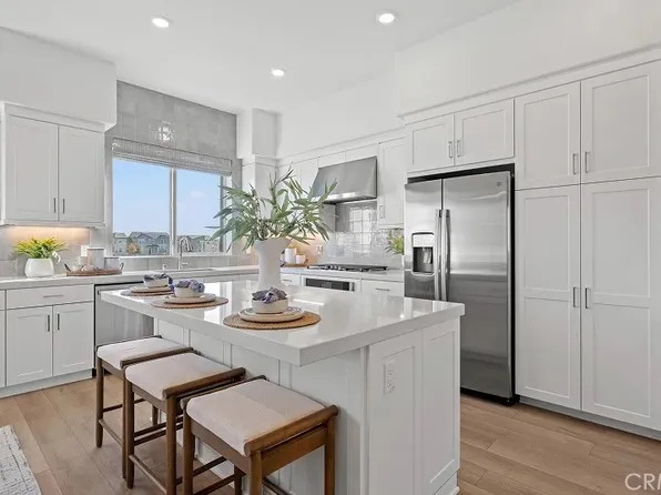 804 Sonia, Irvine, CA 92618