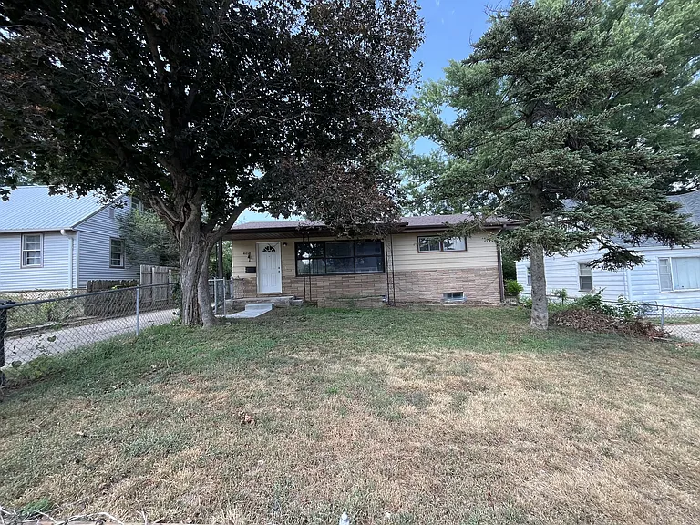 4018 Redick Ave — Photo 2