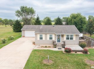 106 Maple St, South Pekin, IL