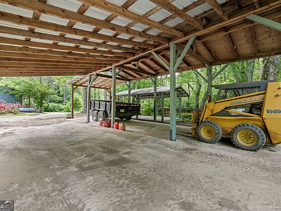 4th image of 544 Darnell Creek Rd