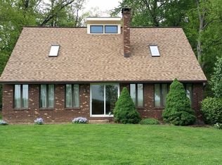 86 S Mount Vernon Rd, Manheim, PA 17545