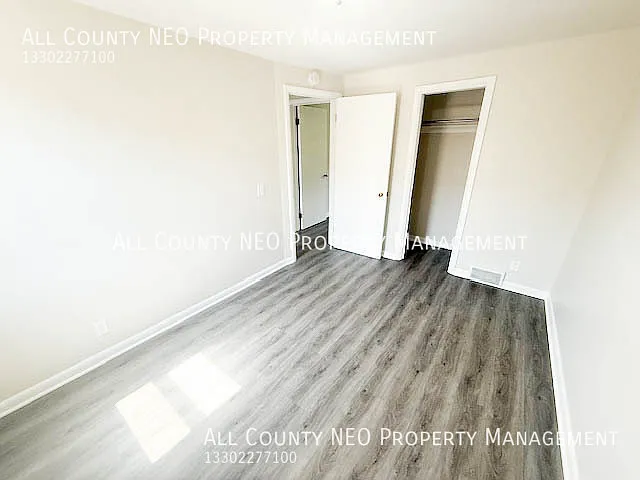 2114 Market Ave N #2 — Photo 5