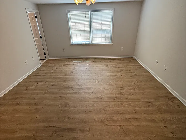 1 Barrington Dr #B — Photo 14