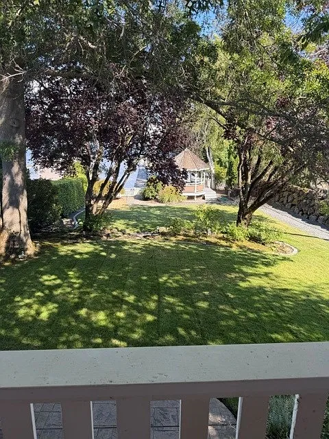 3 bed, 2.5 bath, 2532 sqft, $7,000 — Photo 3