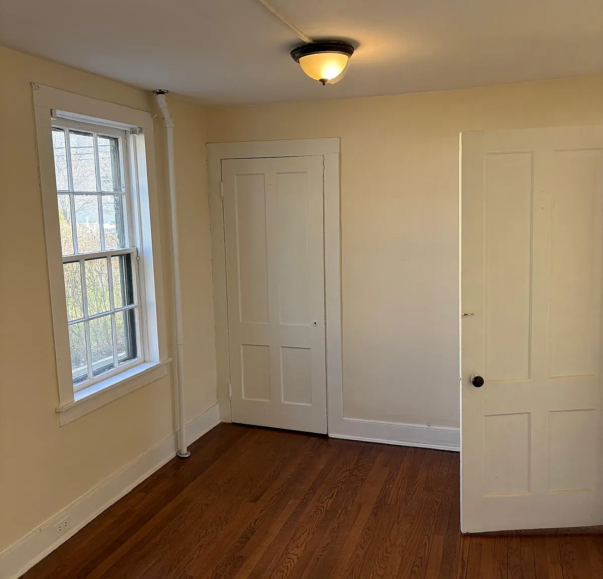 2 bed, $1,600 — Photo 3