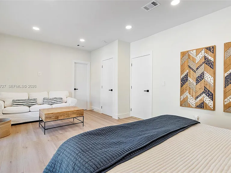 10801 Peachtree Dr — Photo 22