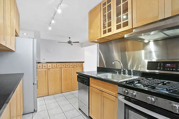 Sold by Argo Residential | media 4