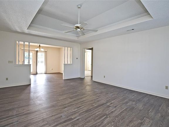 2nd image of 816 Kinkade Pl #A