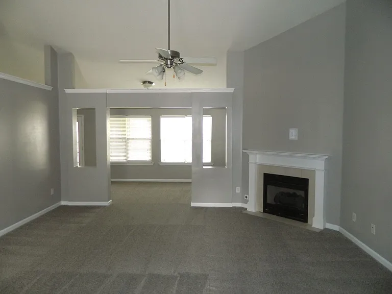 532 Sweet Meadow Dr — Photo 9