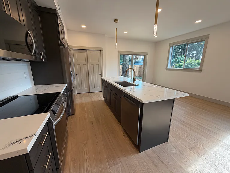 8712 SE Clatsop St — Photo 12