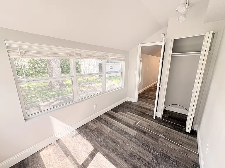507 E Church St — Photo 15