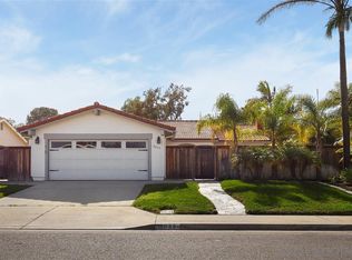 2033 Village Wood Rd, Encinitas, CA 92024