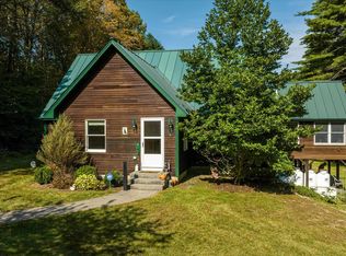 6 River Rd, Newfane, VT 05345