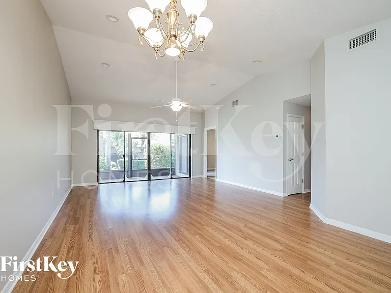 4301 Larrys Lagoon — Photo 5