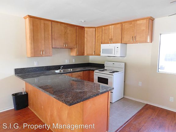 2nd image of 6930 Fulton Ave APT 2