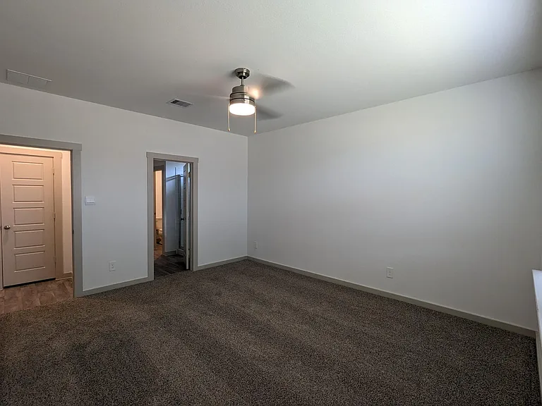 12808 Tokenhouse Ln — Photo 10