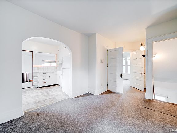 5th image of 1024 8th St