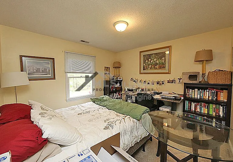 3606 Manford Dr — Photo 5