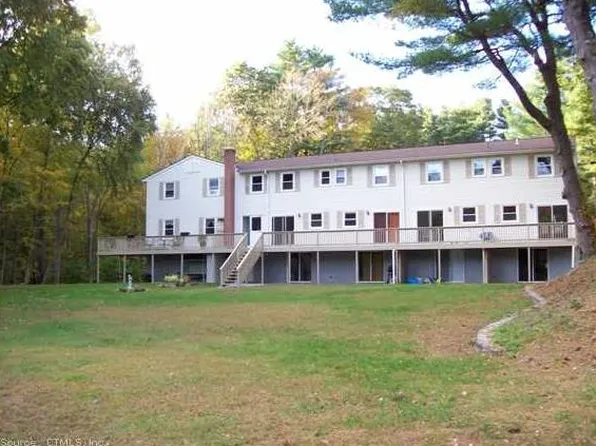 142 Hanover Versailles Rd, Baltic, CT 06330