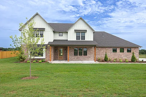 2920 Edgefield Ln Photo 1