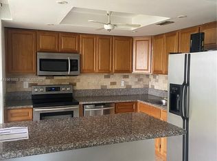 Coco Wood Condo, Miami, FL 33179