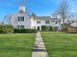 17 Mildred Pkwy, New Rochelle, NY 10804