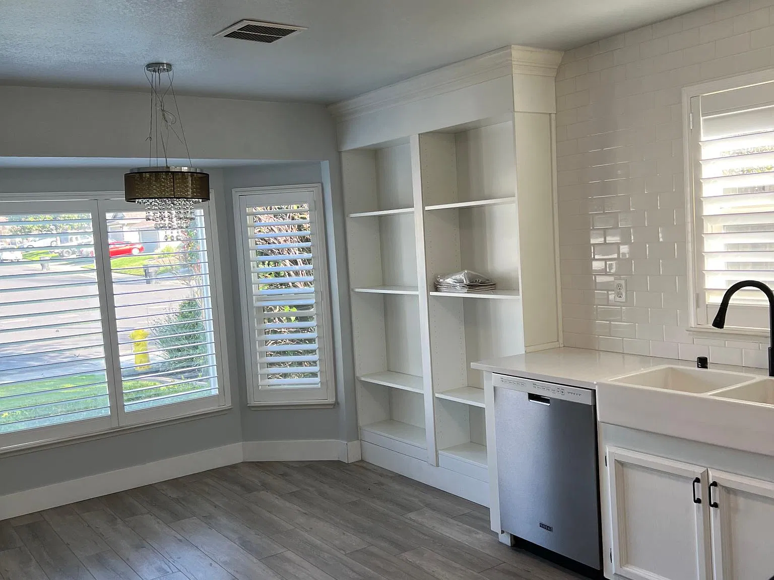 3 bed, 1422 sqft, $2,550 — Photo 4