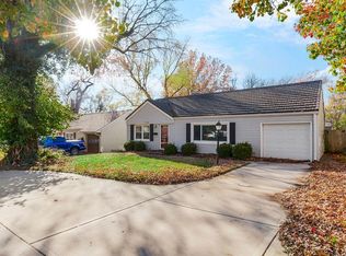 7516 Sagamore Rd, Prairie Village, KS 66208