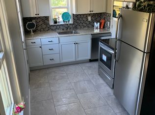 42 Sanders Dr, Florence, KY 41042