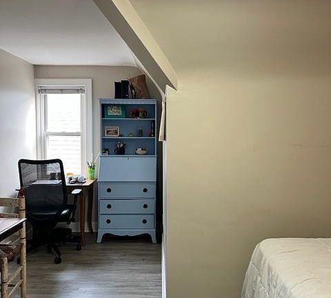 5th image of 375 Crescent Ave #3