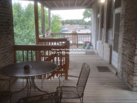 2nd image of 2417 W Sunnyside Ave