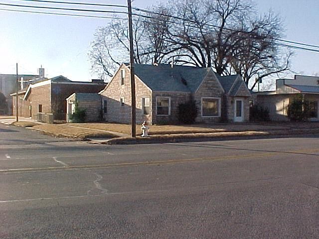 1st image of 201 N Avenue D