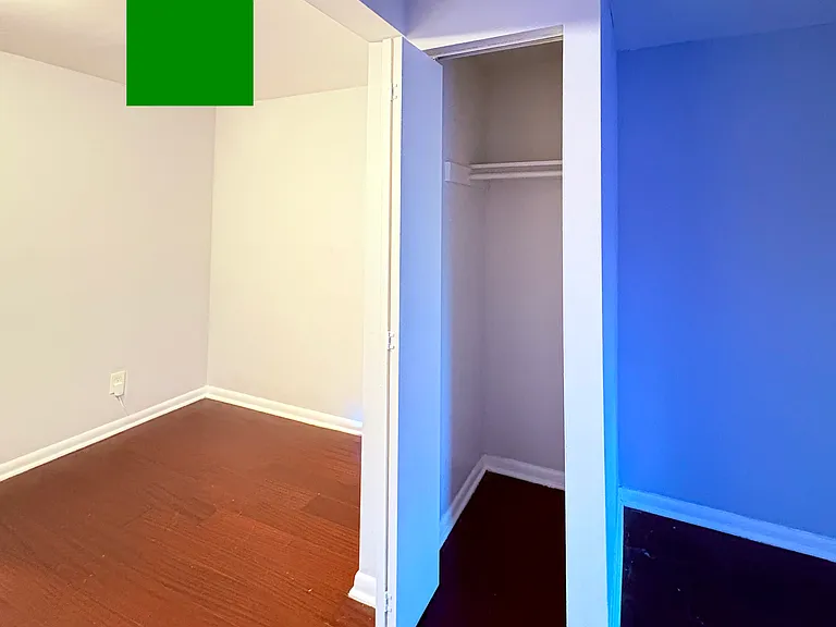 1307 E Madison St — Photo 12