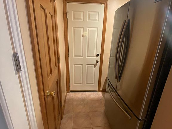 3rd image of 30 Beach St #1