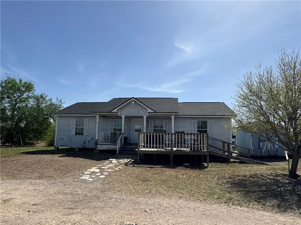6785 Theresia St, Robstown, TX 78380