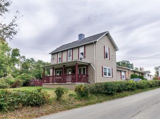 24 Hogsett Ln, Uniontown, PA 15401