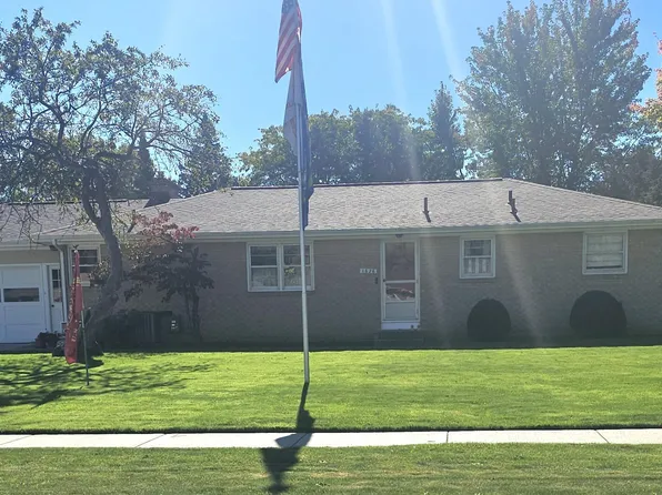 1626 Andrew St SE, Kentwood, MI 49508